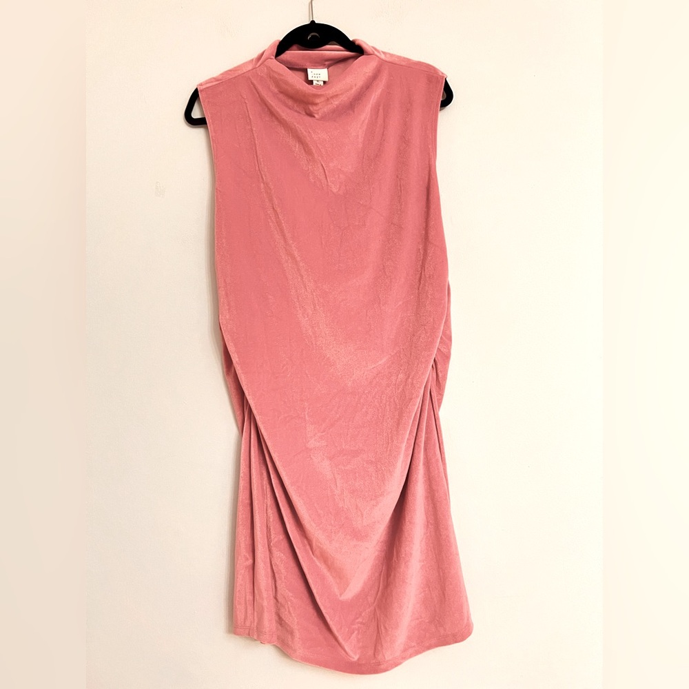 Soft Pink velvet Sleeveless Dress. Pit to pit= 21”